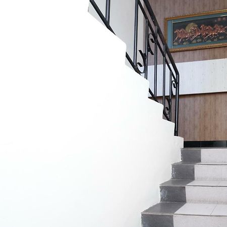 Hotel Myzone Homtel Semarang Exterior foto