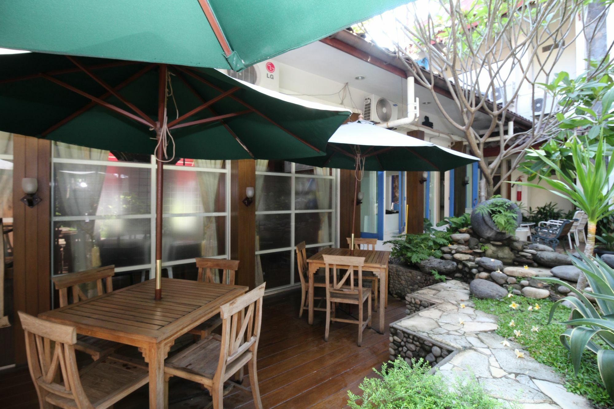 Hotel Myzone Homtel Semarang Exterior foto