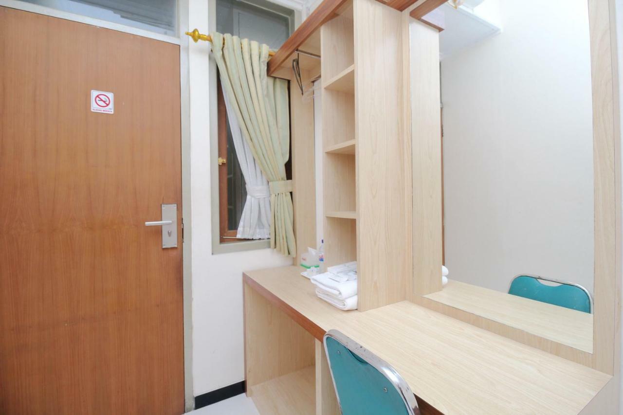 Hotel Myzone Homtel Semarang Exterior foto